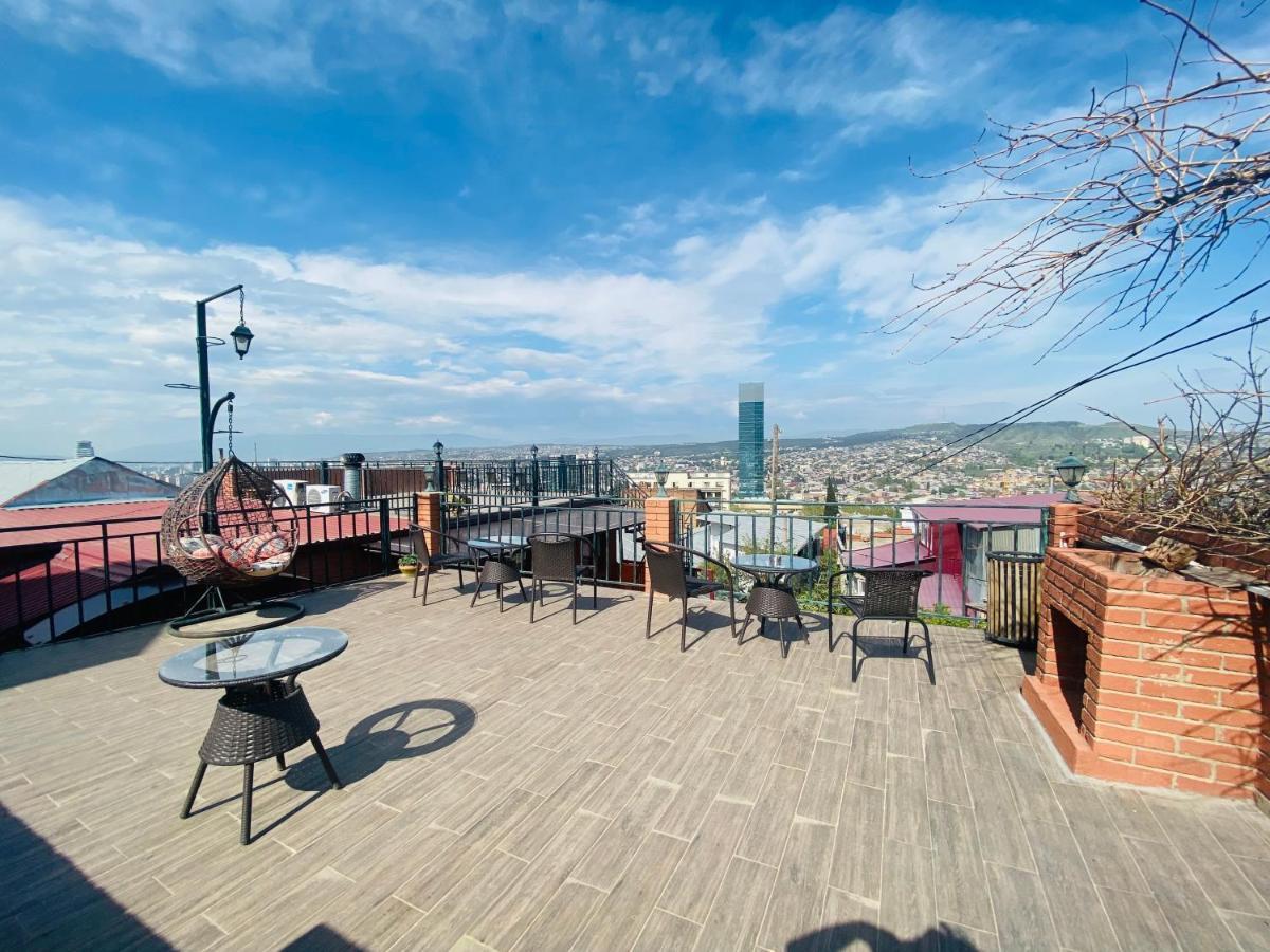 9 Borbalo Street Apartment With Terrace Tbilisi Zewnętrze zdjęcie