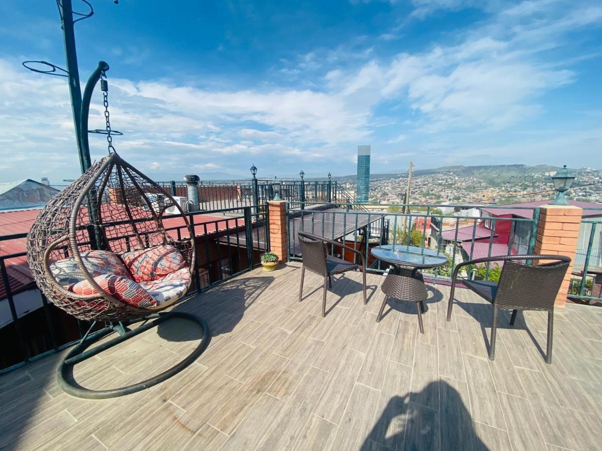 9 Borbalo Street Apartment With Terrace Tbilisi Zewnętrze zdjęcie