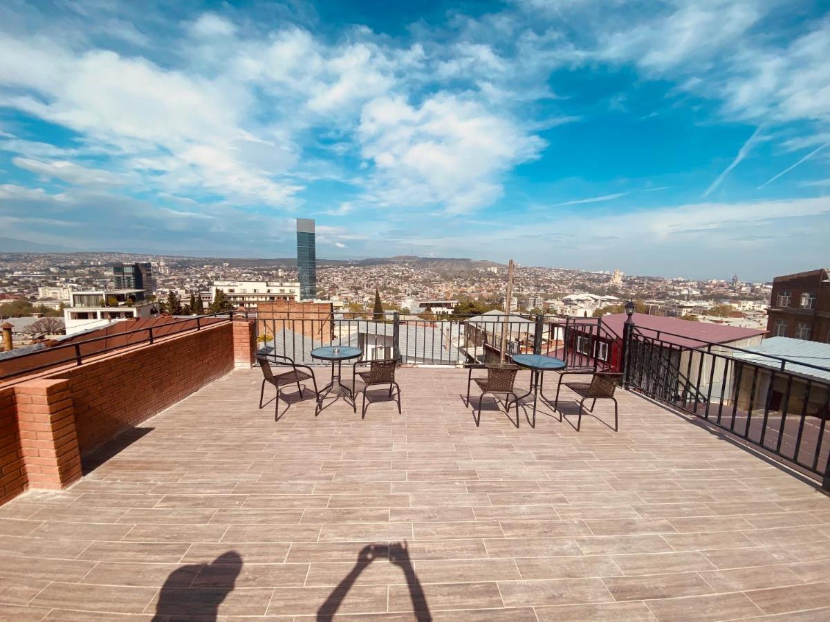 9 Borbalo Street Apartment With Terrace Tbilisi Zewnętrze zdjęcie