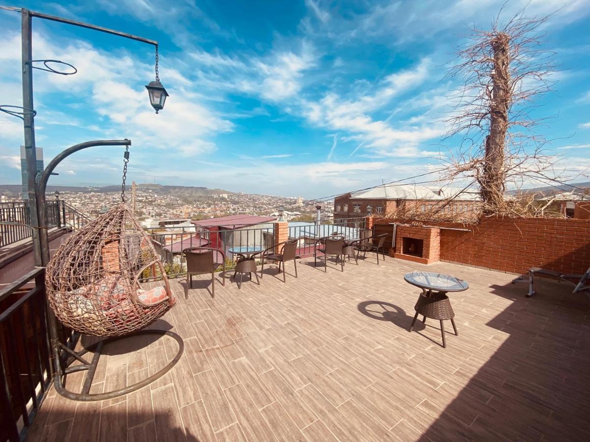 9 Borbalo Street Apartment With Terrace Tbilisi Zewnętrze zdjęcie