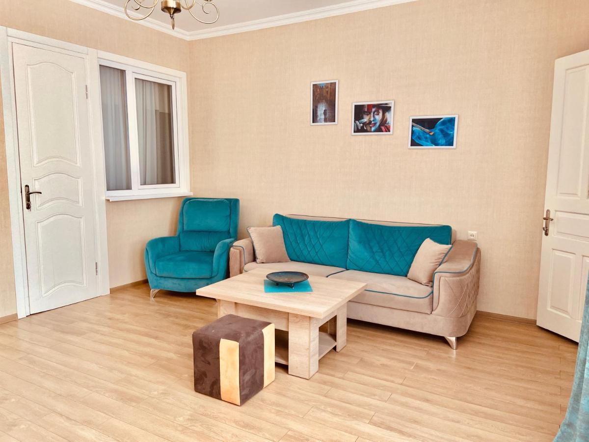 9 Borbalo Street Apartment With Terrace Tbilisi Zewnętrze zdjęcie