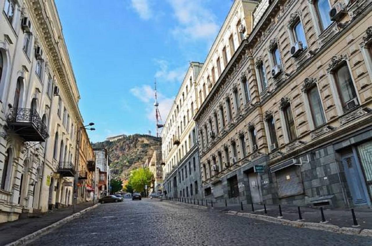 9 Borbalo Street Apartment With Terrace Tbilisi Zewnętrze zdjęcie