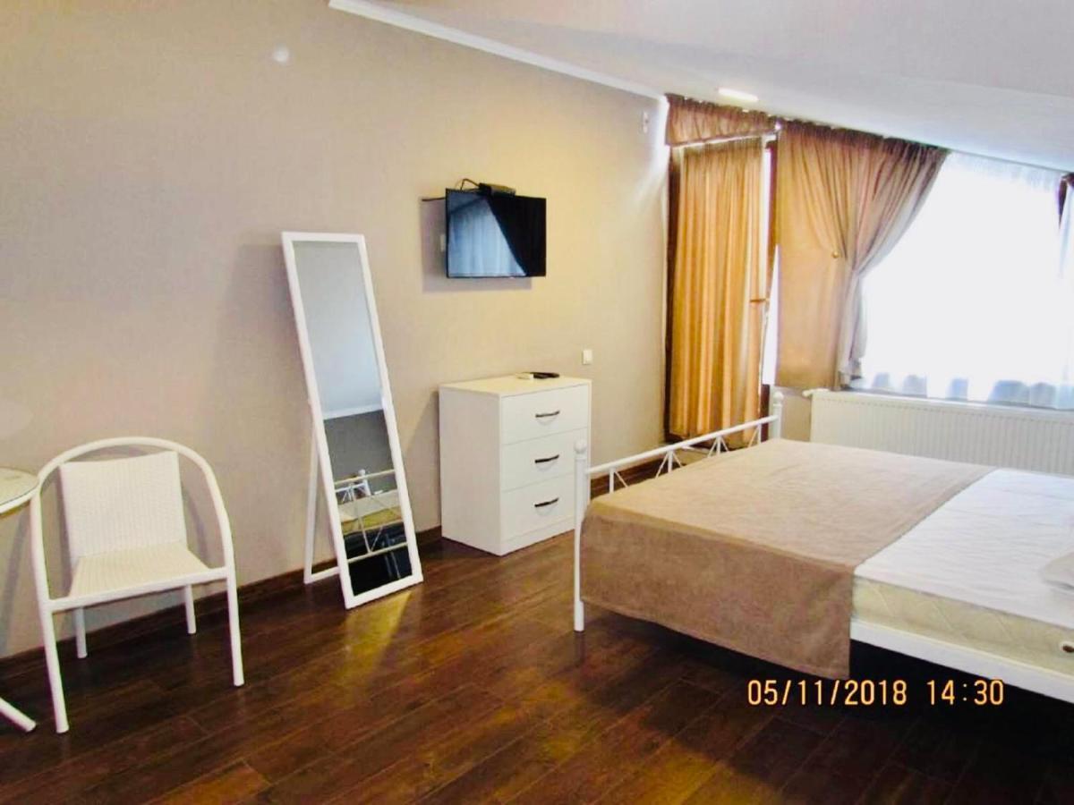 9 Borbalo Street Apartment With Terrace Tbilisi Zewnętrze zdjęcie