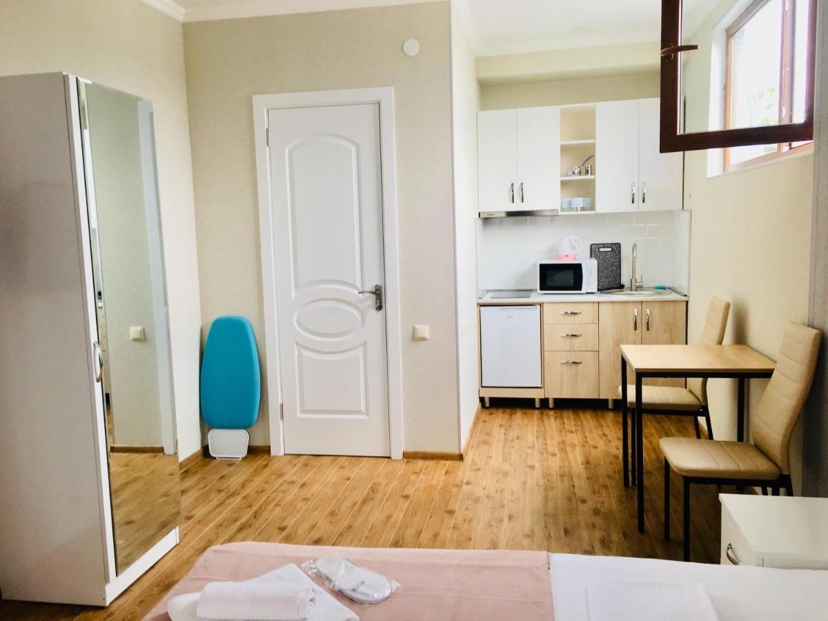 9 Borbalo Street Apartment With Terrace Tbilisi Zewnętrze zdjęcie